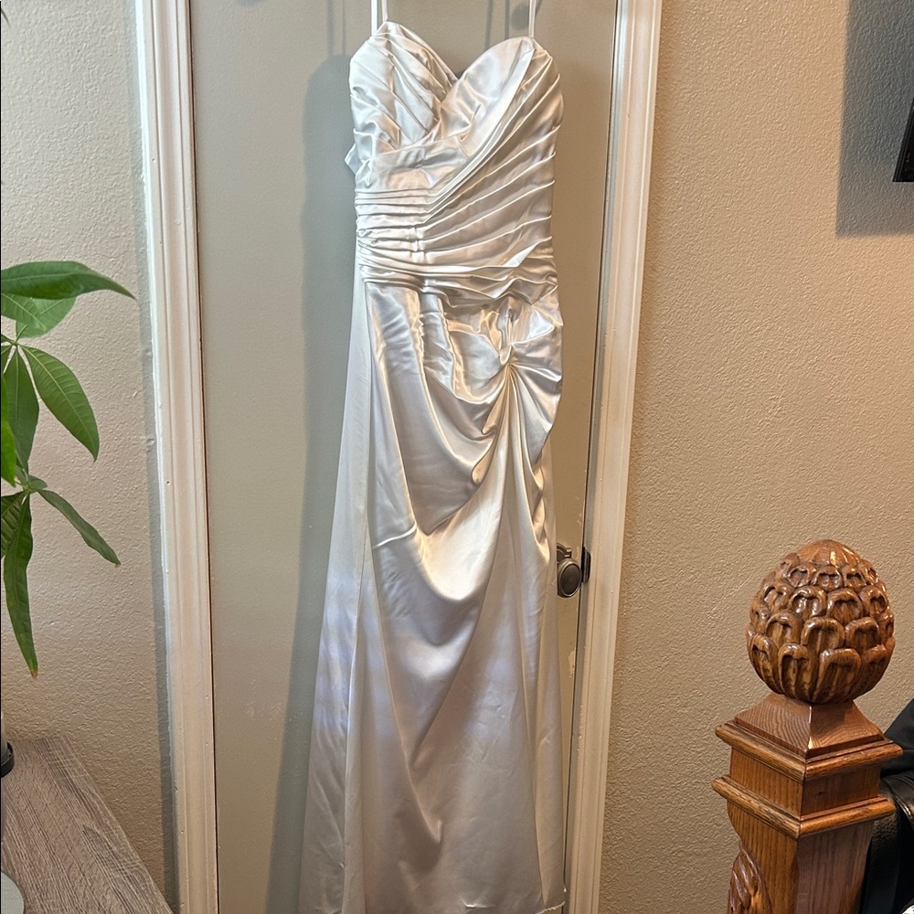 Anny Lee Ivory Satin Dress